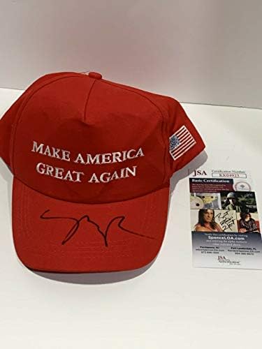 מייק פנס חתם להפוך את אמריקה נהדר שוב כובע מאגה דונלד טראמפ הוכחה