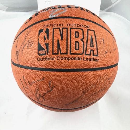 2000-2001 קבוצת לוס אנג'לס לייקרס חתמה כדורסל PSA/DNA Kobe Bryant - כדורסל חתימה