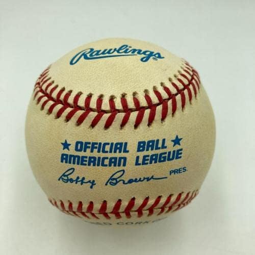 נולן ראיין החתימה את הבייסבול הרשמי של הליגה האמריקאית - חתימה בייסבול