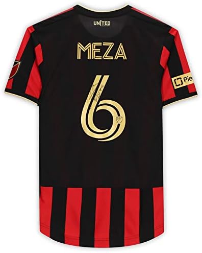 פרננדו מיזה אטלנטה יונייטד פ.צ. חתימה על חתימה משומשת 6 ג'רזי שחור מעונת MLS 2020 - גופיות כדורגל חתימה