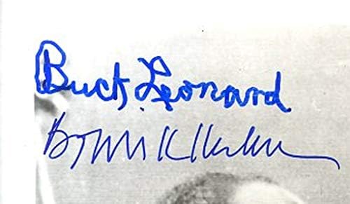 בואי קון ובק לאונרד חתום בתצלום בהיכל התהילה של 1972 -חתימות מגניבות -CoA