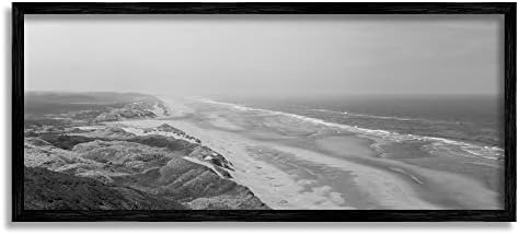 תעשיות סטופל סלעיות אוקיינוס ​​חוף גלי חוף מונוכרום חוף חוף ממוסגר אמנות קיר, עיצוב מאת אהרון מת'סון