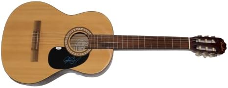 לורן אליינה חתמה על חתימה בגודל מלא פנדר גיטרה אקוסטית עם ג 'יימס ספנס אימות ג' יי. אס. איי קואה - מוזיקת קאנטרי סופרסטאר-אמריקן